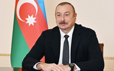İlham Əliyev Ankarada Anıtqəbiri ziyarət edib